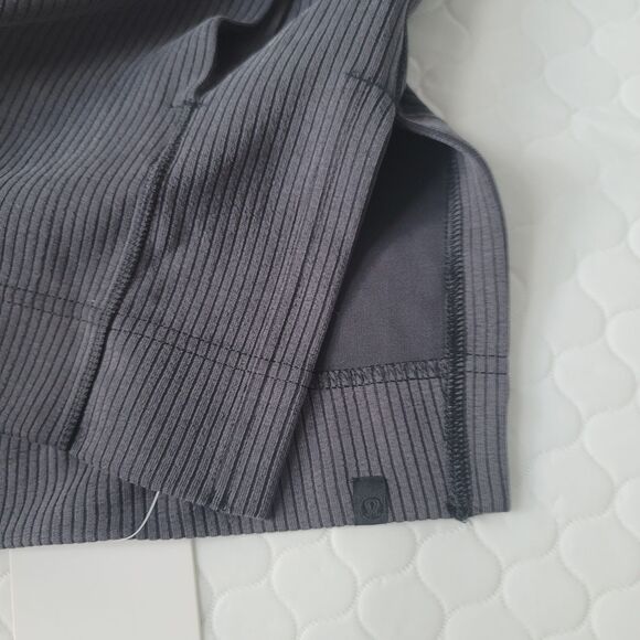 NWT Lululemon Women's Stretch Ribbed Softstreme Belted Wrap Size 12 - Picture 13 of 16